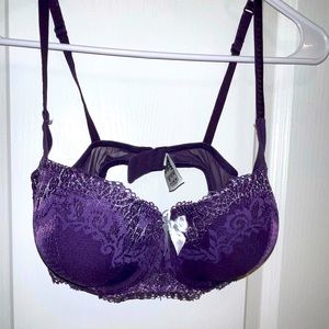 DKNY bra with lace accents